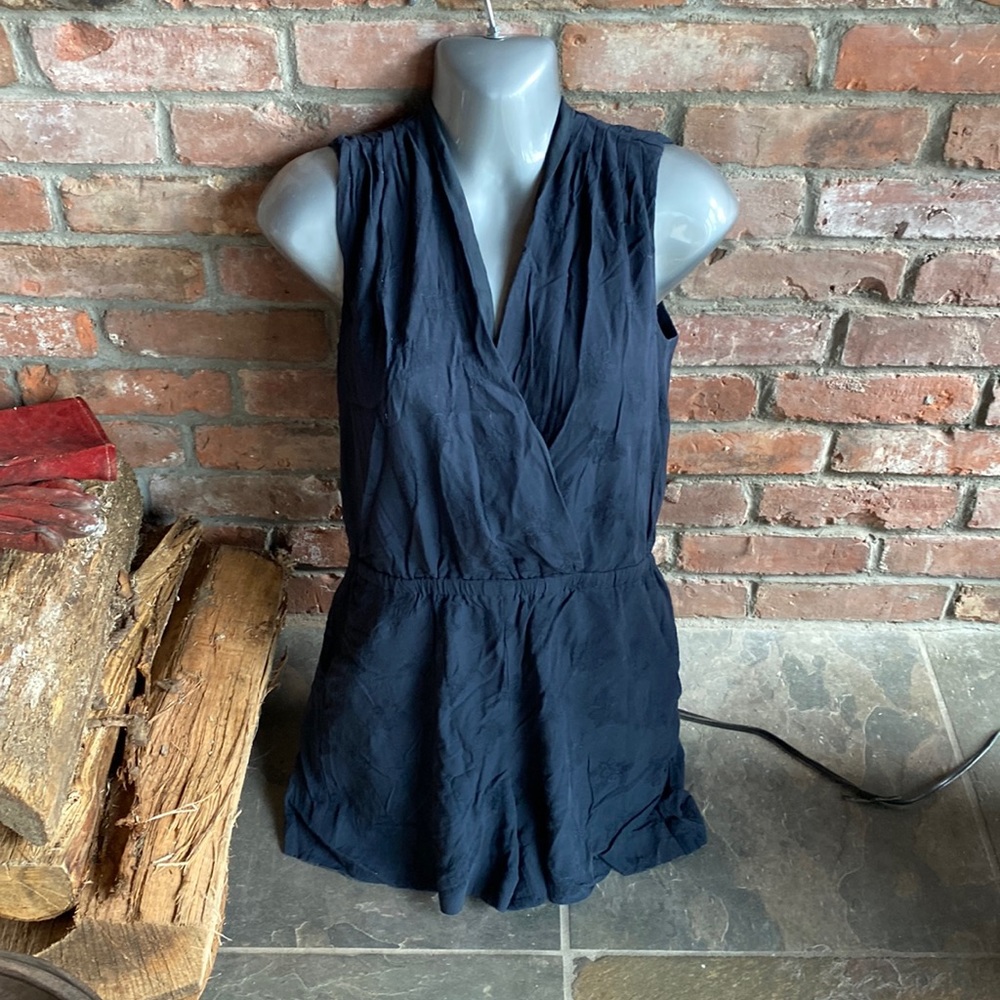 Ann Taylor loft navy romper